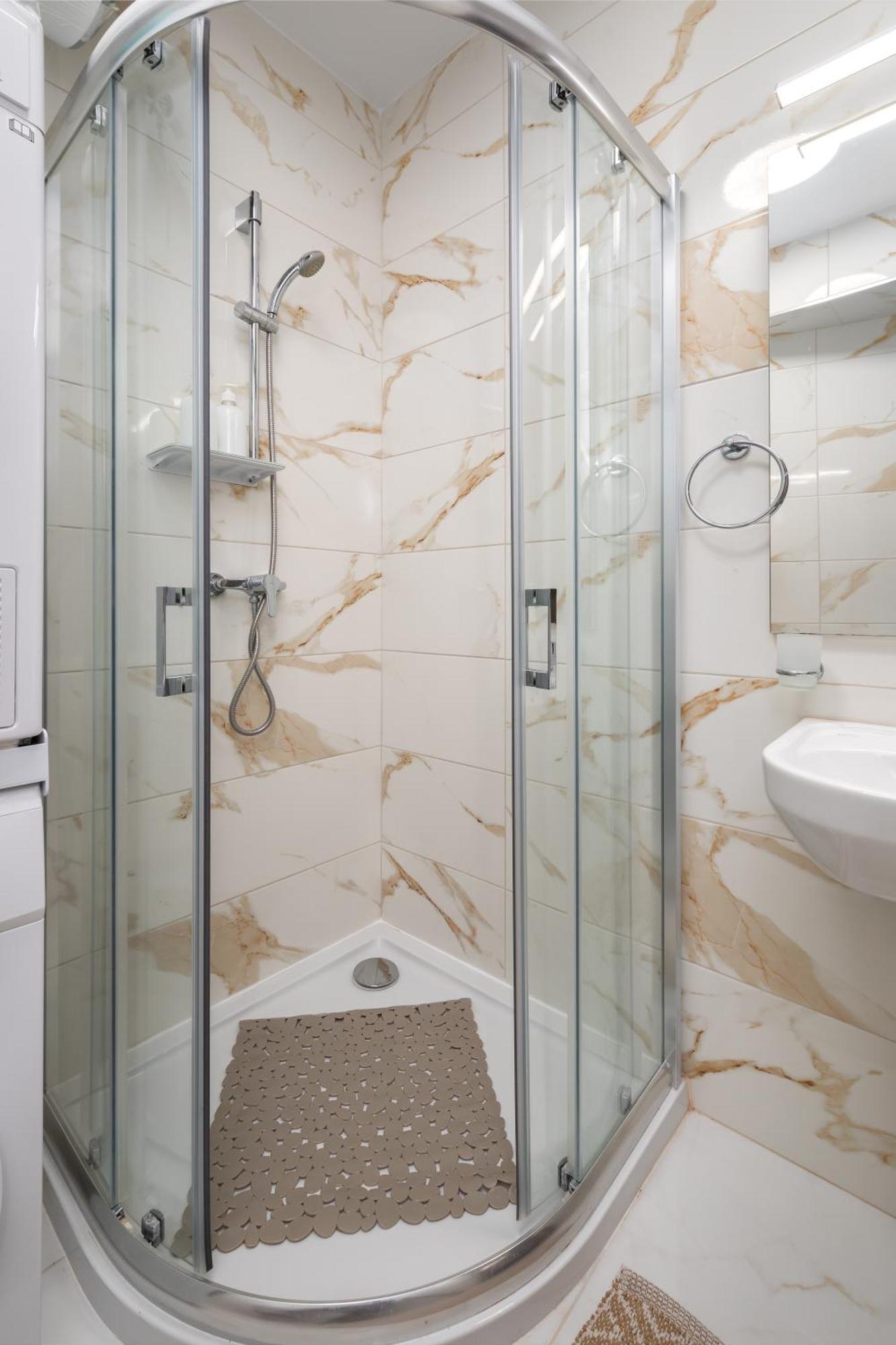 Modern 2Br Stylish Apartment With 2 Balconies - Close To St Julian'S & Sliema & Yacht Marina Pieta Exterior photo