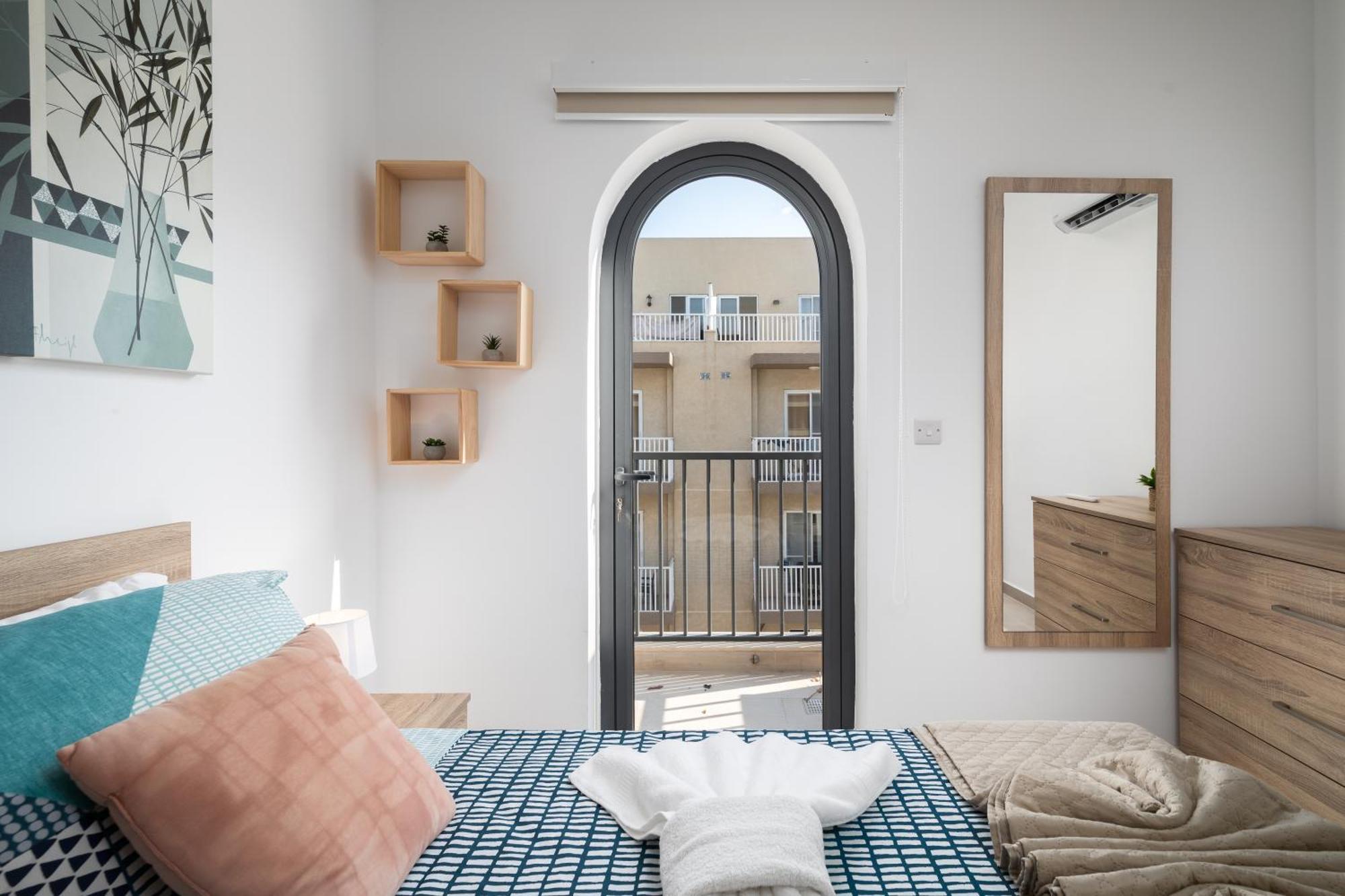 Modern 2Br Stylish Apartment With 2 Balconies - Close To St Julian'S & Sliema & Yacht Marina Pieta Exterior photo